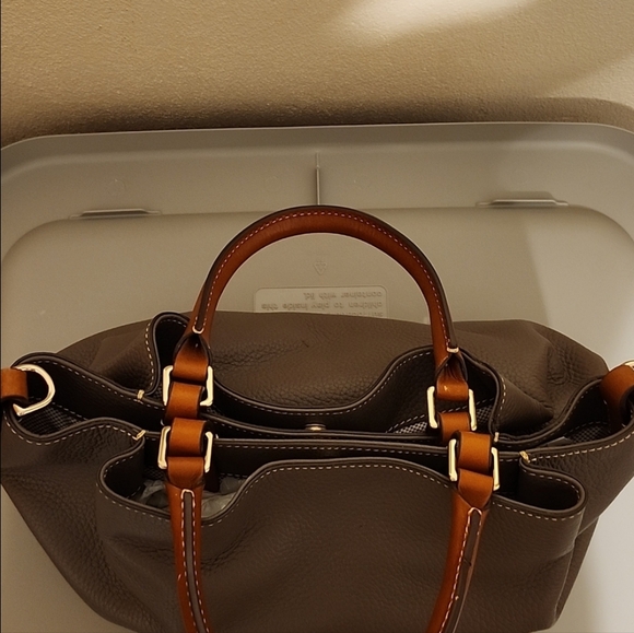 NBU Dooney And Bourke Barlow Satchel In Elephant - Picture 12 of 16